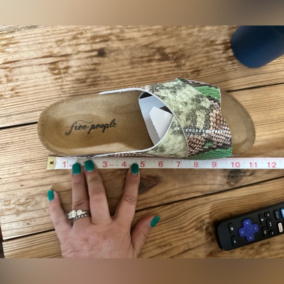 💚FREE PEOPLE Sidelines Flatform Sandals 👡 - Picture 16 of 16